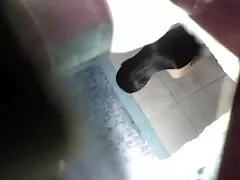 ผมสีน้ำตาล masturbates ของเธอโกนหนวดโกนเคราจิ๋มเขาต่อหน้ากล้อง วีดีโอ xxx18