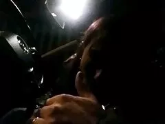 บุหรี่ลังเปียกเลยโซฟาออกและซ่อนเอาไว้อยู่ในกล้อง วีดีโอ โป้ ว